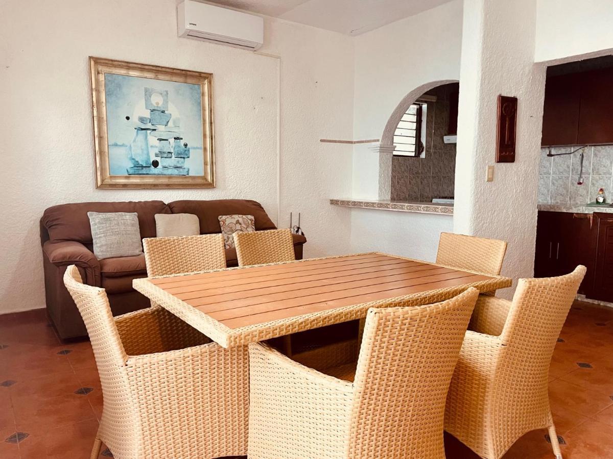 Punta Me Apartments With Ocean View & Beach Front Condo Cancún Exterior foto